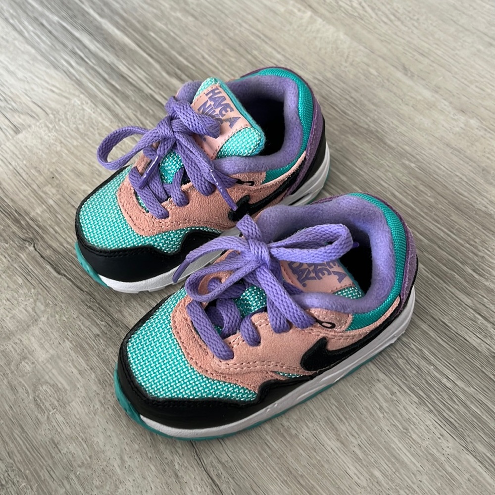 Nike Kids Air Max 1 size US5